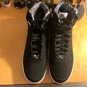 Nike Air Force 1 High